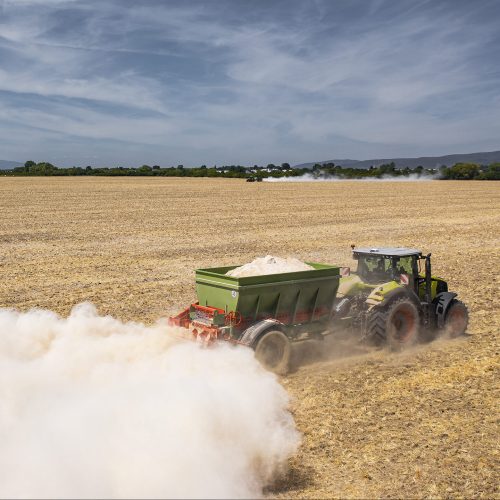 Rozmetadlo Hufgard Technik pri aplikácii mletého vápenca